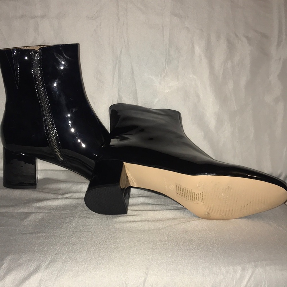 Women’s Faux patent leather ankle boot - Picture 4 of 5